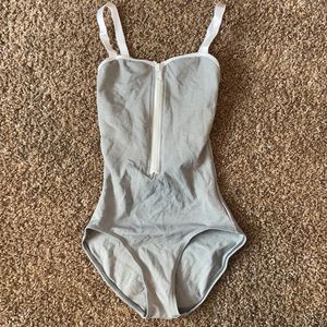 Jewel Dancewear size petite/small